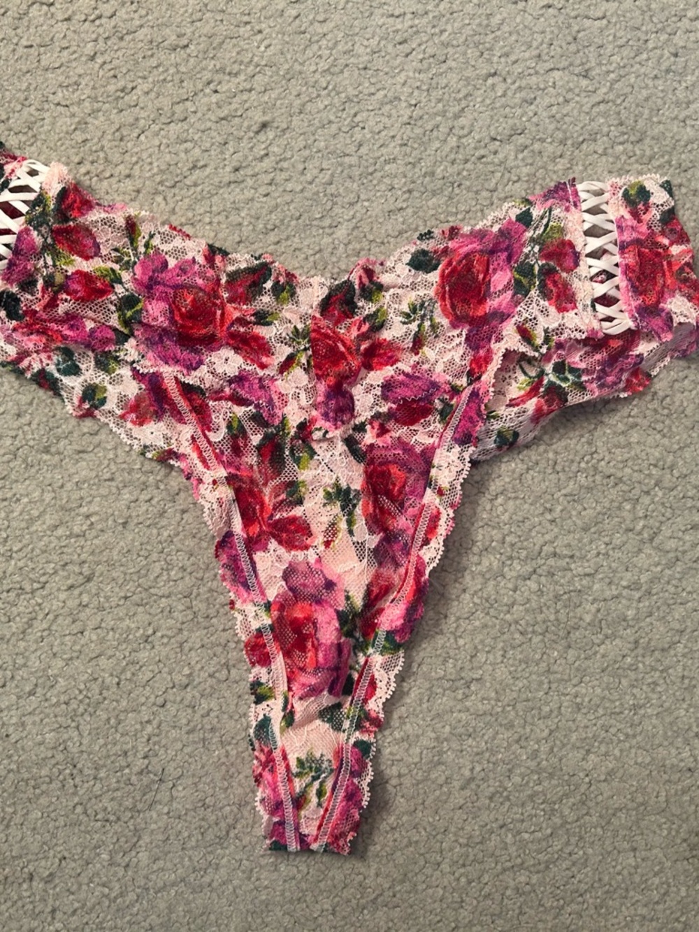 Victoria Secret Floral Lace Thong Panty in Pink and Red